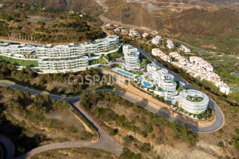 Продажа квартиры Бенахавис, Малага, Испания 2 спальни, 127м2 №138255 - фото 8