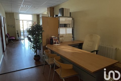 Gewerbeimmobilien in Leon, Spanien 3 Schlafzimmer, 86 m2 Nr. 185946