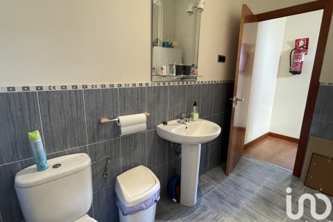 Продажа коммерческой недвижимости в Леон, Испания 3 спальни, 86м2 №185946 - фото 6