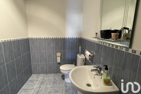 Продажа коммерческой недвижимости в Леон, Испания 3 спальни, 86м2 №185946 - фото 5