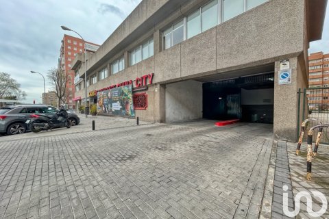Parcheggio in vendita a Madrid, Spagna 13 mq. N° 185945 - foto 9