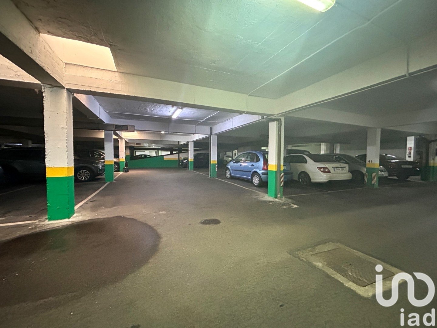 Parking à Madrid, Espagne 13 m2 No. 185945