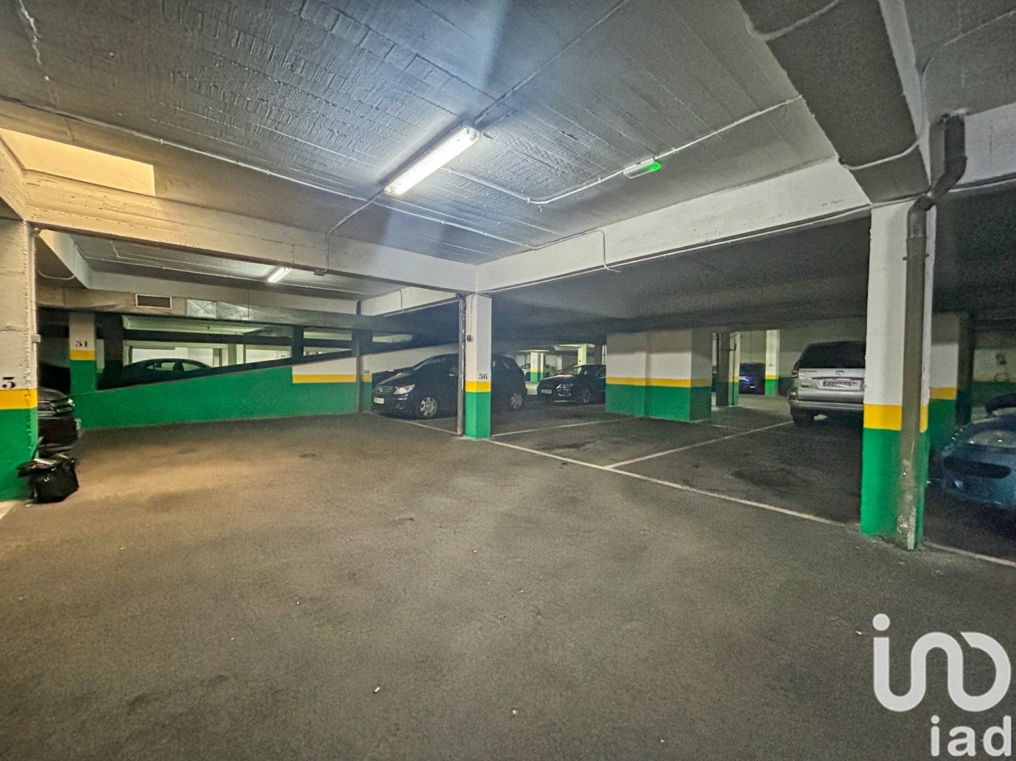 Parking à Madrid, Espagne 13 m2 No. 185945