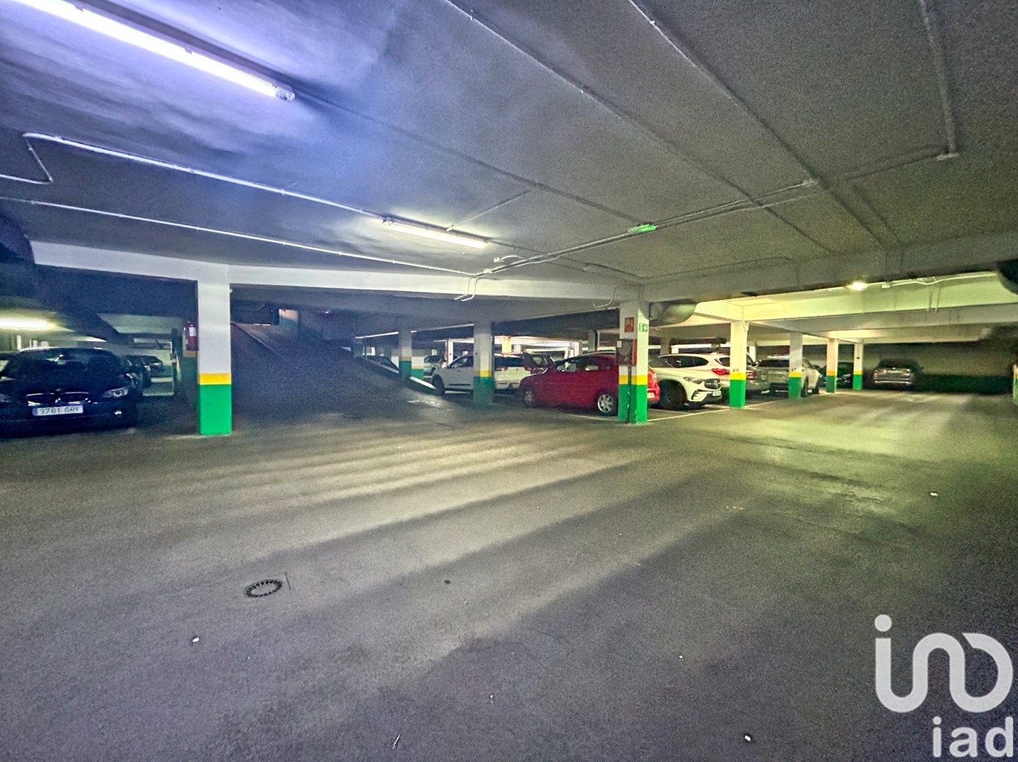 Parking à Madrid, Espagne 13 m2 No. 185945