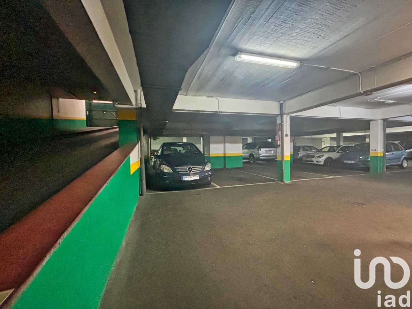 Parking à Madrid, Espagne 13 m2 No. 185945