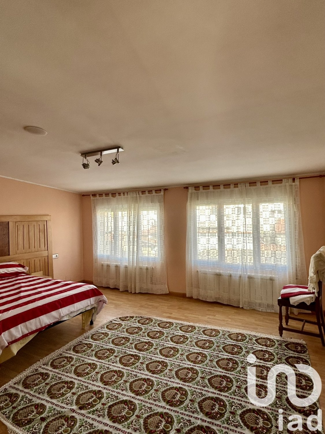 Villetta a schiera a Valverde de la Virgen, Leon, Spagna 4 camere da letto, 161 mq. N° 185920