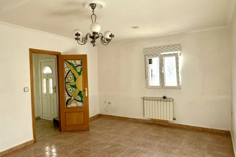 Продажа таухауса в Вальверде де ла Вирхен, Леон, Испания 4 спальни, 161м2 №185920 - фото 5