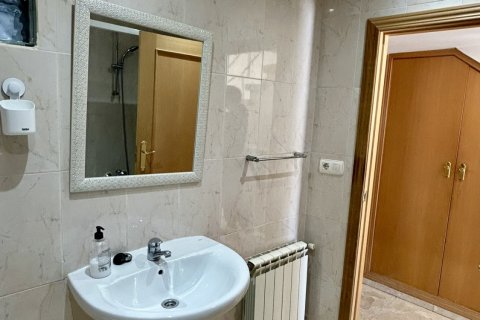 Продажа таухауса в Вальверде де ла Вирхен, Леон, Испания 4 спальни, 161м2 №185920 - фото 16
