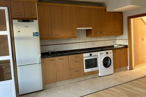 Продажа таухауса в Вальверде де ла Вирхен, Леон, Испания 4 спальни, 161м2 №185920 - фото 8
