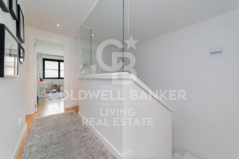 Triplex zum Verkauf in Boadilla del Monte, Madrid, Spanien 6 Schlafzimmer, 328 m2 Nr. 157684 - Foto 9