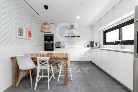 Triplex zum Verkauf in Boadilla del Monte, Madrid, Spanien 6 Schlafzimmer, 328 m2 Nr. 157684 - Foto 17