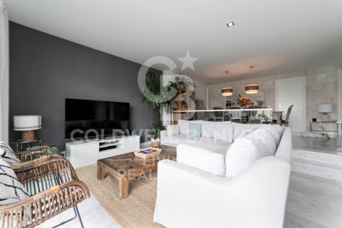 Kolmio myytävänä Boadilla del Monte, Madrid, Espanja, 6 makuuhuonetta, 328 m2 No. 157684 - kuva 7