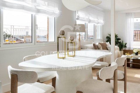 Продажа квартиры в Мадрид, Испания 2 спальни, 191м2 №157686 - фото 11