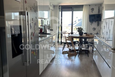 Takvåning till salu i Pozuelo de Alarcon, Madrid, Spanien 4 sovrum, 267 kvm. Nr. 157688 - foto 11