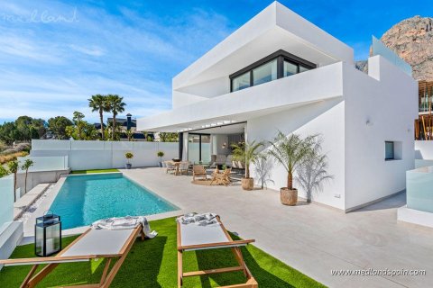 Villa for sale in La Nucia, Alicante, Spain 3 bedrooms, 306 sq.m. No. 146336 - photo 2