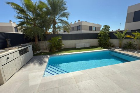 Villa pārdošanā San Juan, Alicante, Spānijā 4 istabas, 145 m2 Nr. 133065 - attēls 2