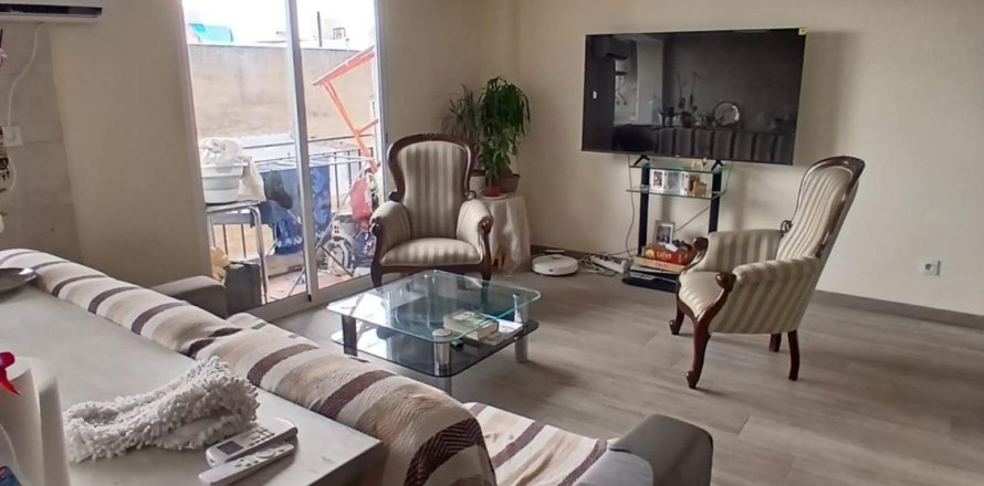 Apartment Valencia, Spain 2 bedrooms, 96 sq.m. No. 133061
