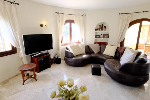 Продажа виллы в Фустера, Аликанте, Испания 4 спальни, 600м2 №165034 - фото 30