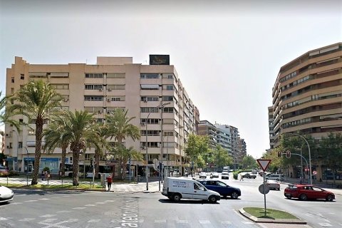 Office à vendre à Alicante, Espagne, 126 m2 No. 165036 - photo 12