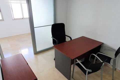 Office à vendre à Alicante, Espagne, 126 m2 No. 165036 - photo 6