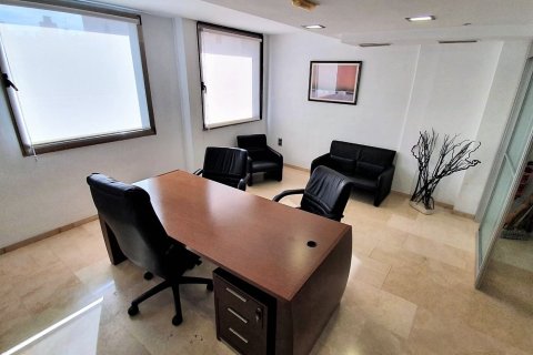 Office à vendre à Alicante, Espagne, 126 m2 No. 165036 - photo 4