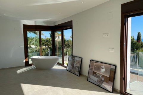 Villa for sale in Altea, Alicante, Spain 4 bedrooms, 460 sq.m. No. 165035 - photo 28