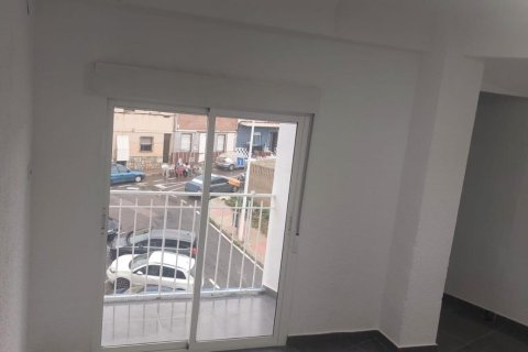 Dzīvoklis īrēšanai Santa Pola, Alicante, Spānijā 1 istaba, 60 m2 Nr. 167874 - attēls 8