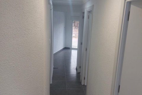 Dzīvoklis īrēšanai Santa Pola, Alicante, Spānijā 1 istaba, 60 m2 Nr. 167874 - attēls 10