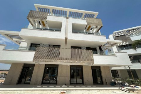Продажа квартиры в Лос-Алькасарес, Мурсия, Испания 3 спальни, 112.96м2 №117016 - фото 1
