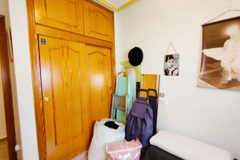 Apartment for sale in Catral, Alicante, Spain 4 bedrooms, 117 sq.m. No. 183753 - photo 22