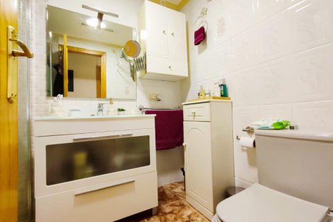 Apartment for sale in Catral, Alicante, Spain 4 bedrooms, 117 sq.m. No. 183753 - photo 17