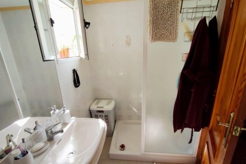 Apartment for sale in Catral, Alicante, Spain 4 bedrooms, 117 sq.m. No. 183753 - photo 25