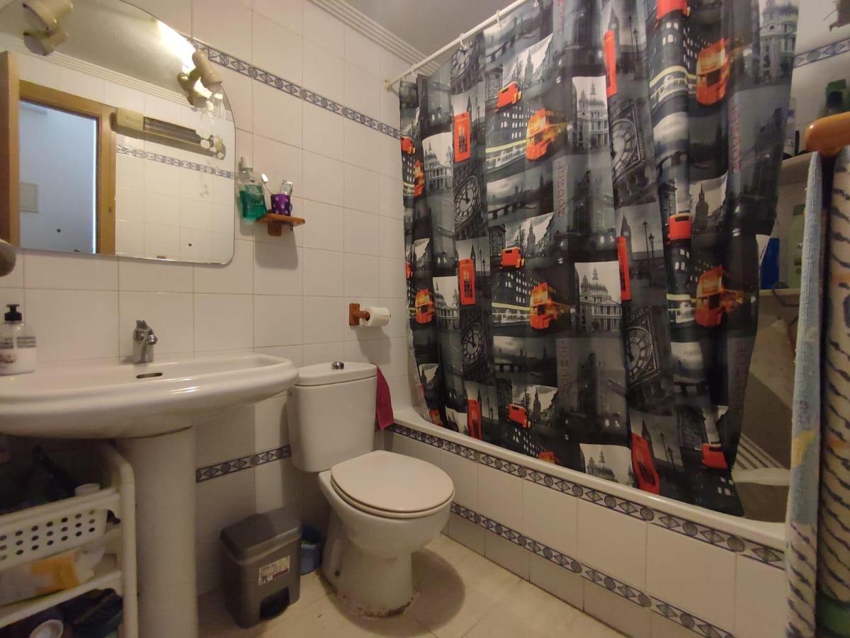 Apartment in Guardamar del Segura, Alicante, Spain 1 bedroom, 41 sq.m. No. 183750