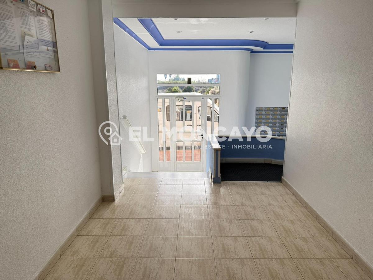 Apartamento en Guardamar del Segura, Alicante, España 1 dormitorio, 48 m2 No. 183755