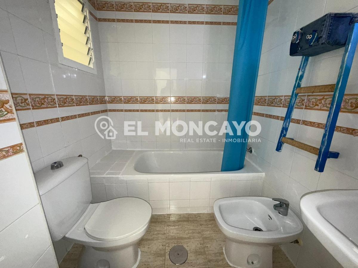 Apartamento en Guardamar del Segura, Alicante, España 1 dormitorio, 48 m2 No. 183755