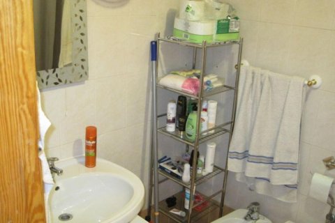 Townhouse zum Verkauf in Torrevieja, Alicante, Spanien 2 Schlafzimmer, Nr. 183751 - Foto 16