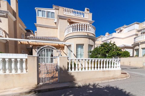 Villa i La Florida, Alicante, Spanien 4 sovrum, 105 kvm. Nr. 155064