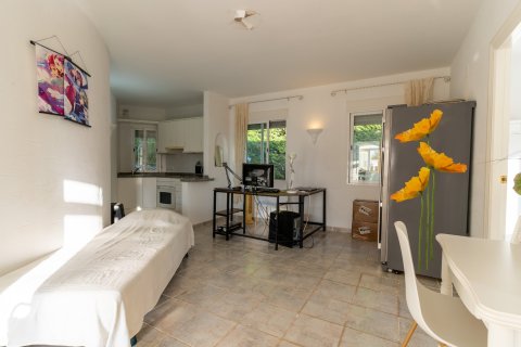 Villa zum Verkauf in Busot, Alicante, Spanien 3 Schlafzimmer, 240 m2 Nr. 155065 - Foto 18