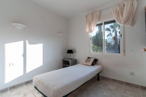 Villa zum Verkauf in Busot, Alicante, Spanien 3 Schlafzimmer, 240 m2 Nr. 155065 - Foto 22