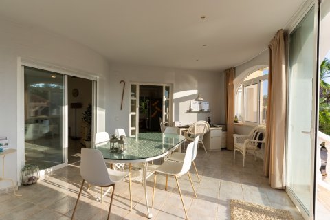 Villa zum Verkauf in Busot, Alicante, Spanien 3 Schlafzimmer, 240 m2 Nr. 155065 - Foto 17