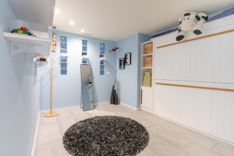 Продажа квартиры в Аликанте, Испания 2 спальни, 200м2 №155066 - фото 10