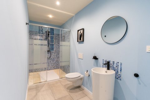 Продажа квартиры в Аликанте, Испания 2 спальни, 200м2 №155066 - фото 11