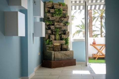 Продажа квартиры в Аликанте, Испания 2 спальни, 200м2 №155066 - фото 9