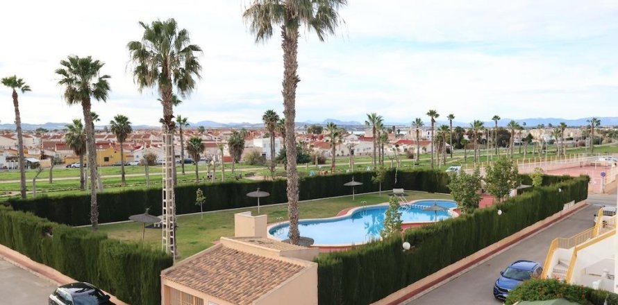 Townhouse in Torrevieja, Alicante, Spanien 3 Schlafzimmer, 90 m2 Nr. 155063
