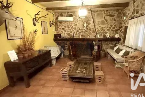 House à vendre à Los Navalucillos, Toledo, Espagne, 485 m2 No. 152396 - photo 6