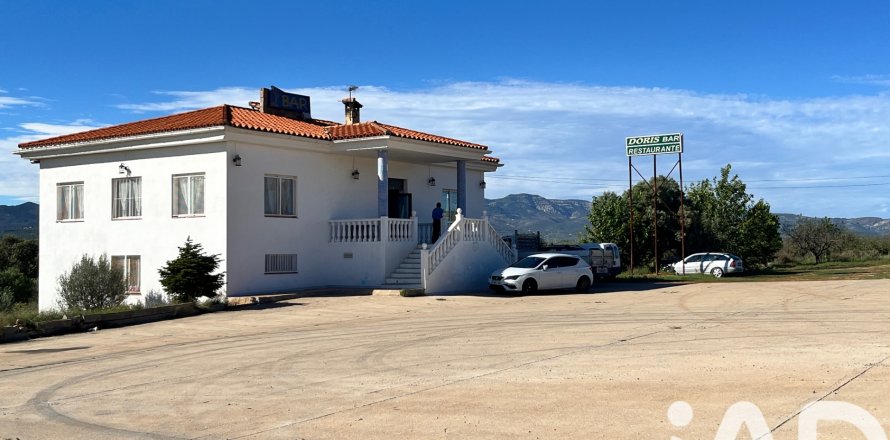 House à Cabanes, Castellon, Espagne 8 chambres, 474 m2 No. 152395