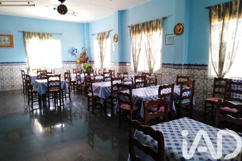 House à vendre à Cabanes, Castellon, Espagne, 8 chambres, 474 m2 No. 152395 - photo 12