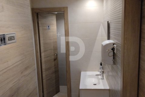 Cafe / restaurant for sale in Barcelona, Spain 194 sq.m. No. 154885 - photo 6