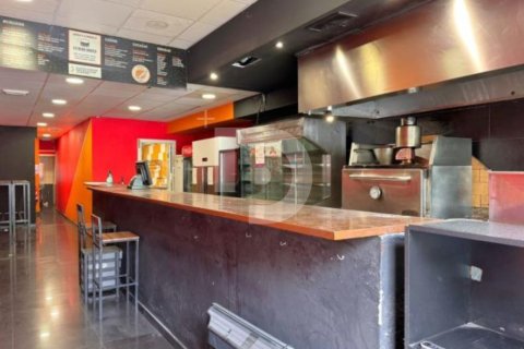 Cafe / restaurant for sale in L'Eixample, Barcelona, Spain 75 sq.m. No. 154882 - photo 3