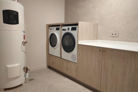 Villa à vendre à Ciudad Quesada, Alicante, Espagne, 5 chambres, 265 m2 No. 141511 - photo 24